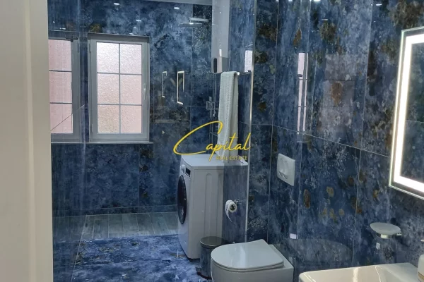 ZYRE ME QERA 90 M2 PAZARI I RI 80.000 LEKE