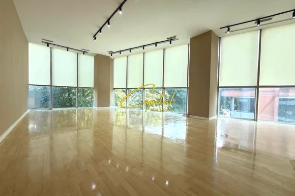 Business Property for Rent 3+1 in Tirana - 1,200 Euro