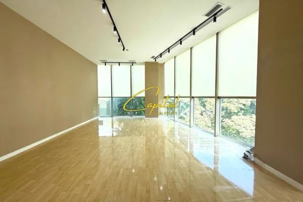 Business Property for Rent 3+1 in Tirana - 1,200 Euro