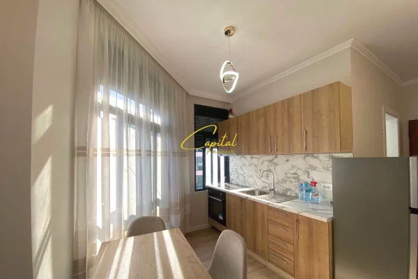 Shtepi me qera 1+1 ne Tirane - 55,000 Leke