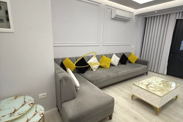 Shtepi me qera 1+1 ne Tirane - 50,000 Leke