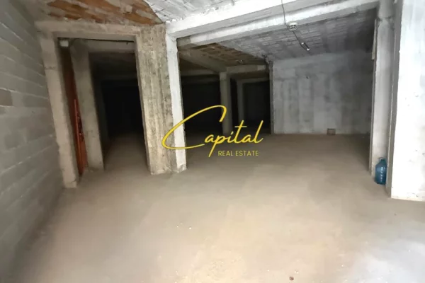 Ambient biznesi ne shitje 4+1 ne Tirane - 190,000 Euro