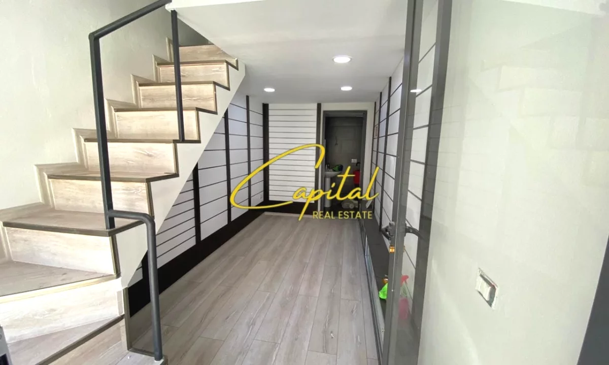 DYQAN ME QIRA 30 M2 ASTIR 300 EURO