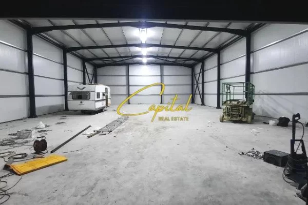 Ambient biznesi me qera 4+1 ne Tirane - 2,000 Euro