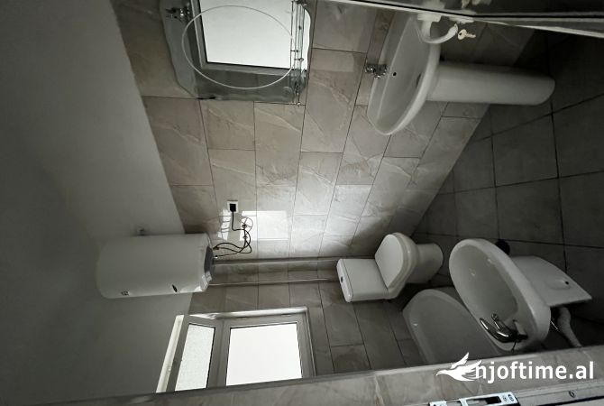 Shtepi me qera 1+1 ne Tirane - 23,000 Leke