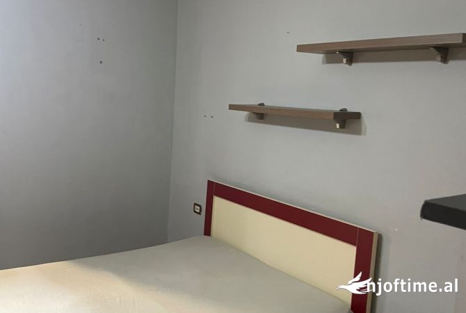 Shtepi me qera Garsoniere ne Tirane - 27,000 Leke