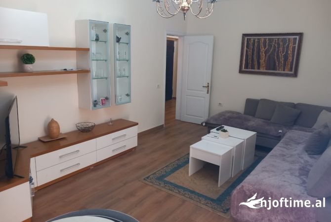 Shtepi me qera 2+1 ne Tirane - 600 Euro