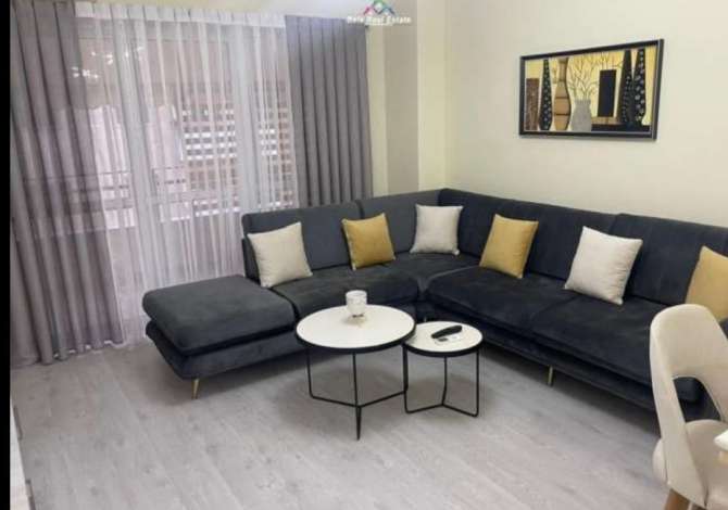 Shtepi me qera 2+1 ne Tirane - 460 Euro