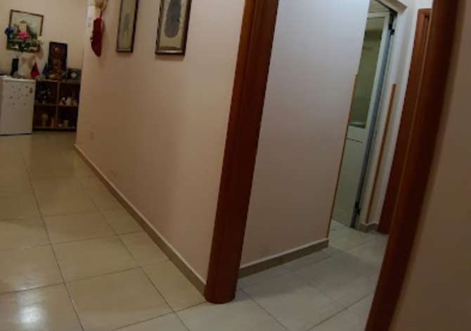 Shtepi me qera Apartament ne Tirane, Garsoniere, Mobilimi E mobiluar, Pagesa 30,000  Leke.