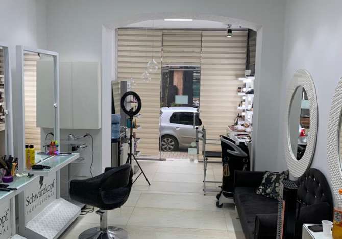 Business Property for Rent 1+1 in Tirana - 1,000 Euro