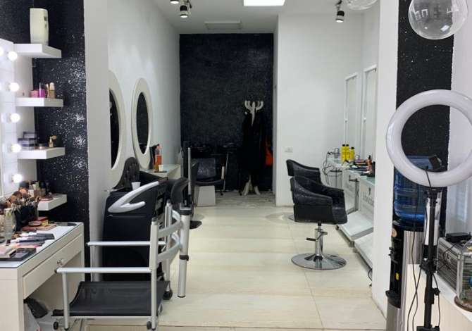 Business Property for Rent 1+1 in Tirana - 1,000 Euro