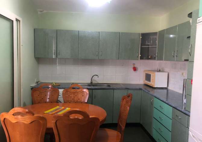 Shtepi me qera Apartament ne Tirane, 1+1, Mobilimi E mobiluar, Pagesa 370  Euro.