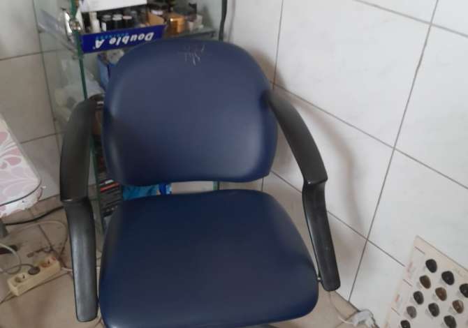 Pajisje biznesi ne shitje  ne Tirane - 20,000 Leke