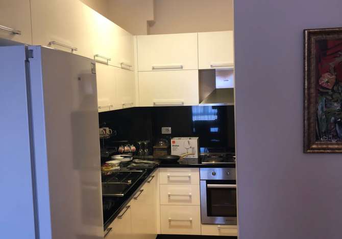 Shtepi me qera 2+1 ne Tirane - 550 Euro