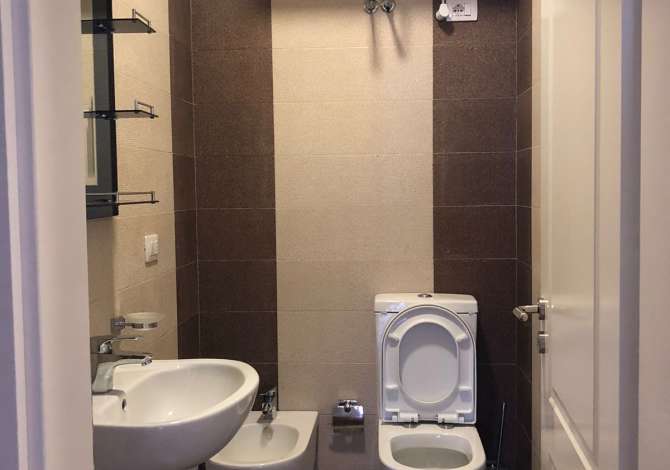 Shtepi me qera Apartament ne Tirane, 2+1, Mobilimi E mobiluar, Pagesa 550  Euro.