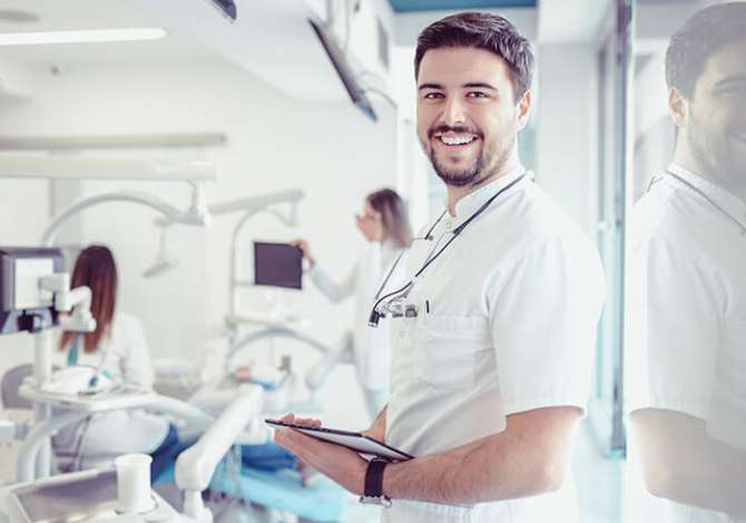 Njoftime Pune Mjek stomatolog dhe Laborant dentar
