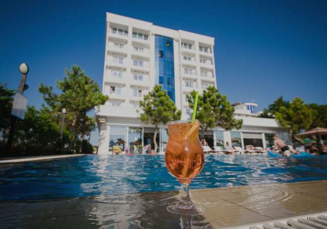 Njoftime Pune ne Kavaje, Profesioni Recepsionist/e , Me eksperience, Pagesa Me Marreveshje.