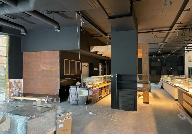 Njoftime Pune ne Tirane, Profesioni -Vajza sherbimi ne banak  -Vajza sherbimi ne banak (part-time)  -BanakierBanakiere  -Kuzhniere  -Ndihmes kuzhunier   -Sanitare  , , Pagesa Me Marreveshje.