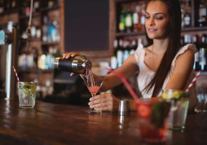 Njoftime Pune Banakiere femer