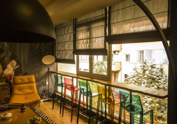 Njoftime Pune ne Tirane, Profesioni Recepsionist/e  , , Pagesa Me Marreveshje.