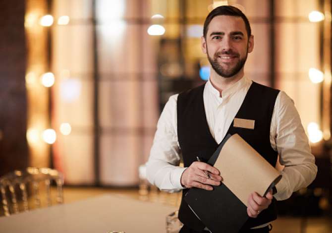 Offerte di lavoro Kamarier, Ndihmes kamarier