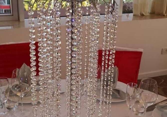 Shiten shandan kristali dhe dekore dasmash 