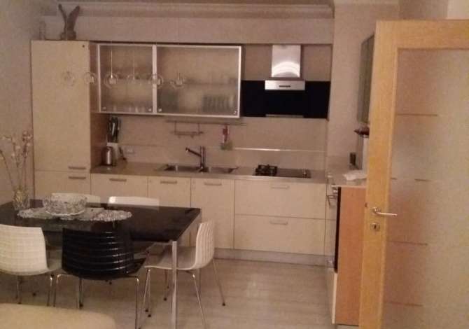Shtepi ne shitje 1+1 ne Tirane - 190,000 Euro
