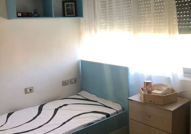 Shtepi me qera 2+1 ne Tirane - 450 Euro