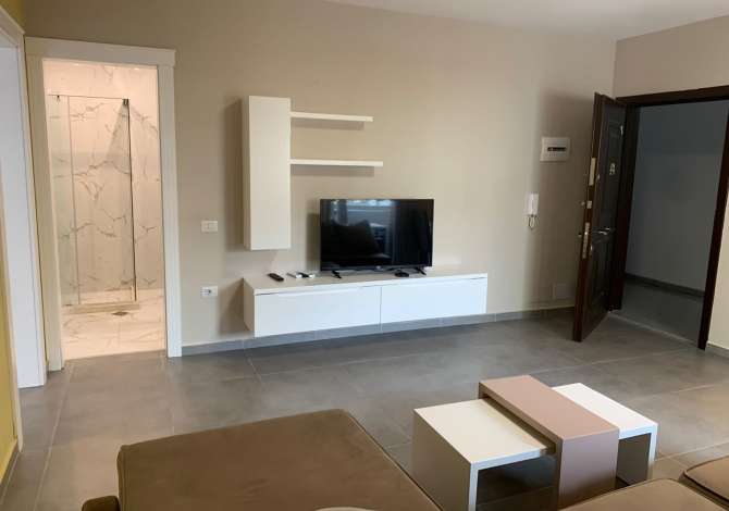 Shtepi me qera 1+1 ne Tirane - 400 Euro