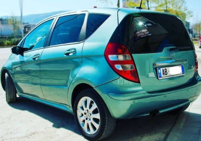 Noleggio Auto  a Valona - 33 Euro