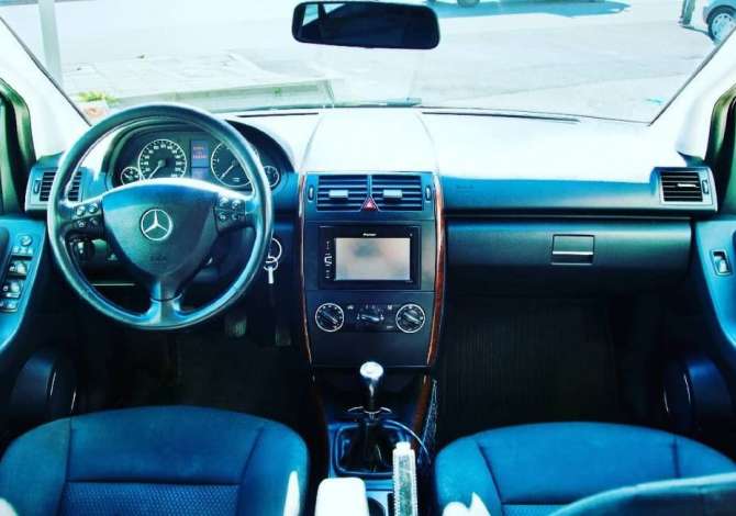 Noleggio Auto  a Valona - 33 Euro