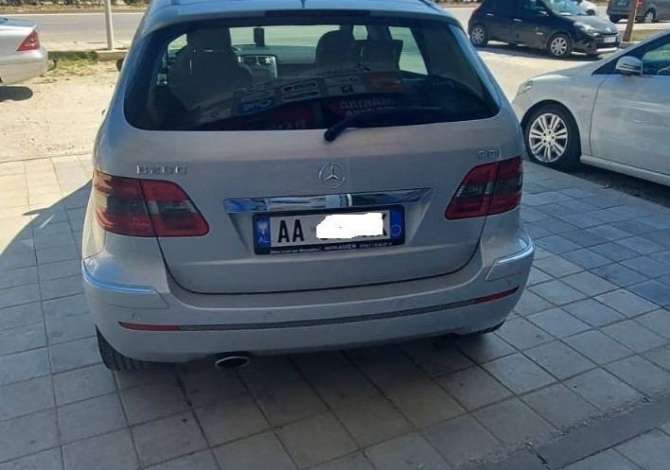 Noleggio Auto  a Valona - 44 Euro