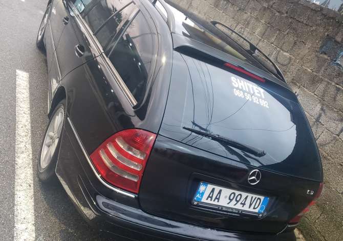 Makina ne shitje ne Tirane - 4,000 Euro