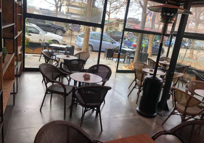 Shitet biznesi ne Rrugen 5 Maj 