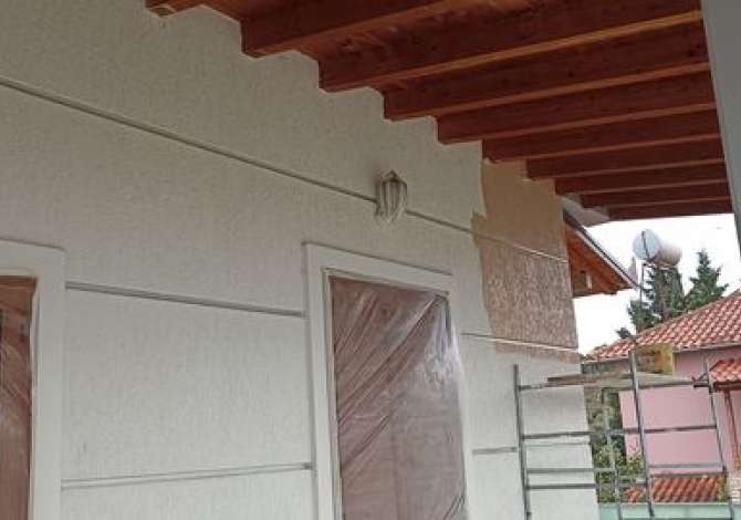 Ofrojme Lyerje shtepie, fasade, ambiente tregtare, stukime dhe patinime