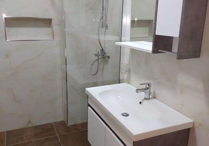 Hidraulik profesionist ofron punime hidraulike, instlime inkaso, panele diellore, riparime etj.