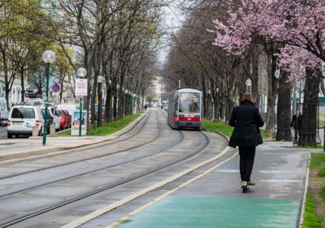 Sherbime Udhetimi dhe Transporti  ne Tirane - 0 Leke