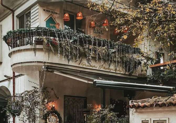 Njoftime Pune ne Tirane, Profesioni  Kamarier/e,  Sanitare  , Me eksperience, Pagesa Me Marreveshje.