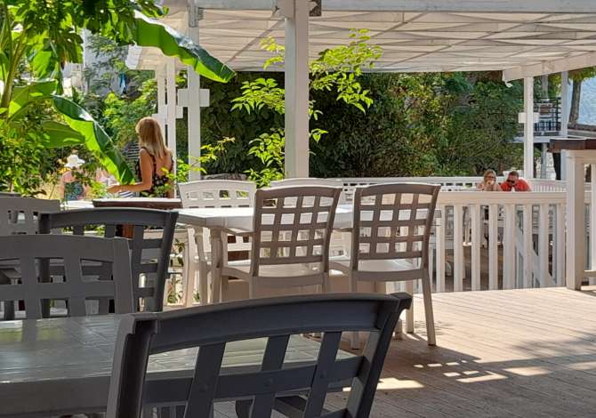 Njoftime Pune ne Himare, Profesioni  Kuzhiner/e, Ndihmes ne kuzhine, Zgarist, Kamarier/e , Me eksperience, Pagesa 3,500  Euro.