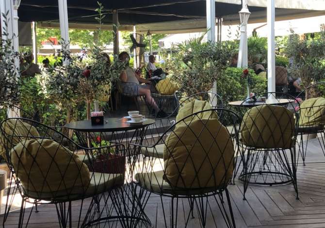 Njoftime Pune ne Durres, Profesioni  kamarier/e, banakier/e, ndihmes banakiere , Pa Eksperience, Pagesa Me Marreveshje.