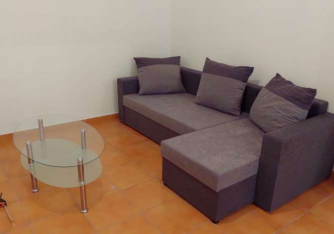 Shtepi me qera 2+1 ne Tirane - 35,000 Leke