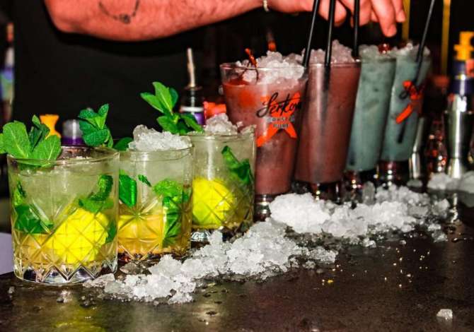 Njoftime Pune ne Tirane, Profesioni Kamarier, Ndihmes banakiere , Pa Eksperience, Pagesa Me Marreveshje.