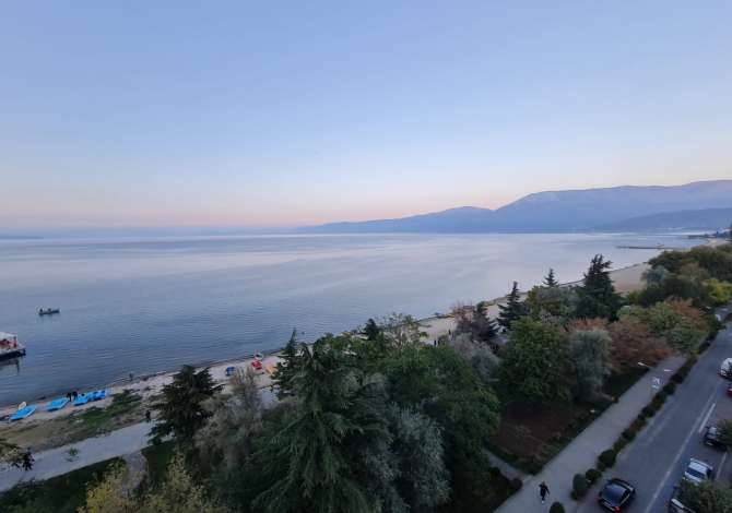 Shtepi ne shitje Apartament ne Pogradec, 1+1, Mobilimi E mobiluar, Pagesa 260,000  Euro.