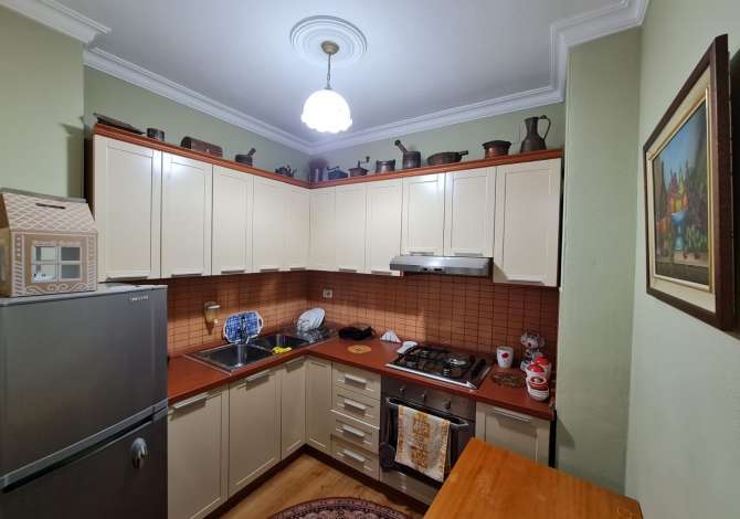 Shtepi ne shitje Apartament ne Pogradec, 1+1, Mobilimi E mobiluar, Pagesa 260,000  Euro.