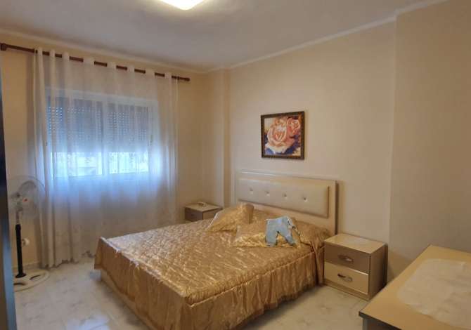 Shtepi me qera Apartament ne Tirane, 2+1, Mobilimi E mobiluar, Pagesa 430  Euro.