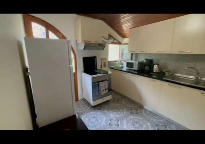 Shtepi me qera 1+1 ne Tirane - 300 Euro