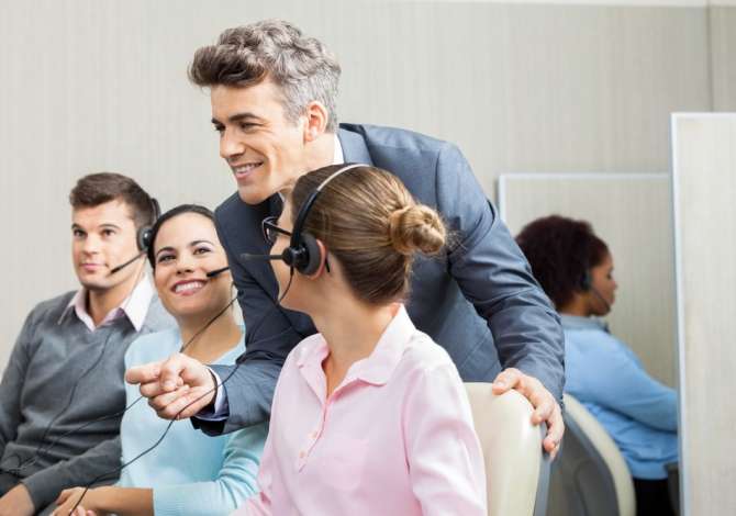 Njoftime Pune Operator/e telefonik