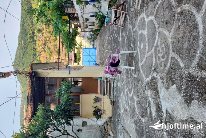 Casa in vendita 3+1 a Valona - 450,000 Euro