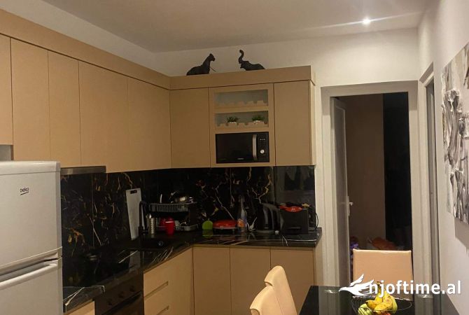 Shtepi me qera Shtepi Private ne Durres, 2+1, Mobilimi E mobiluar, Pagesa 120  Euro.