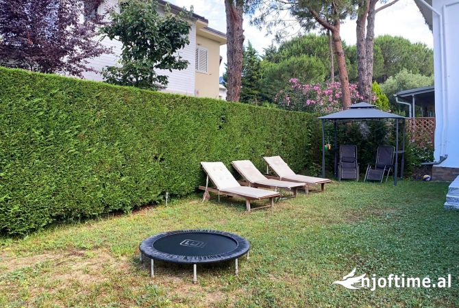 Shtepi me qera Shtepi Private ne Durres, 2+1, Mobilimi E mobiluar, Pagesa 120  Euro.